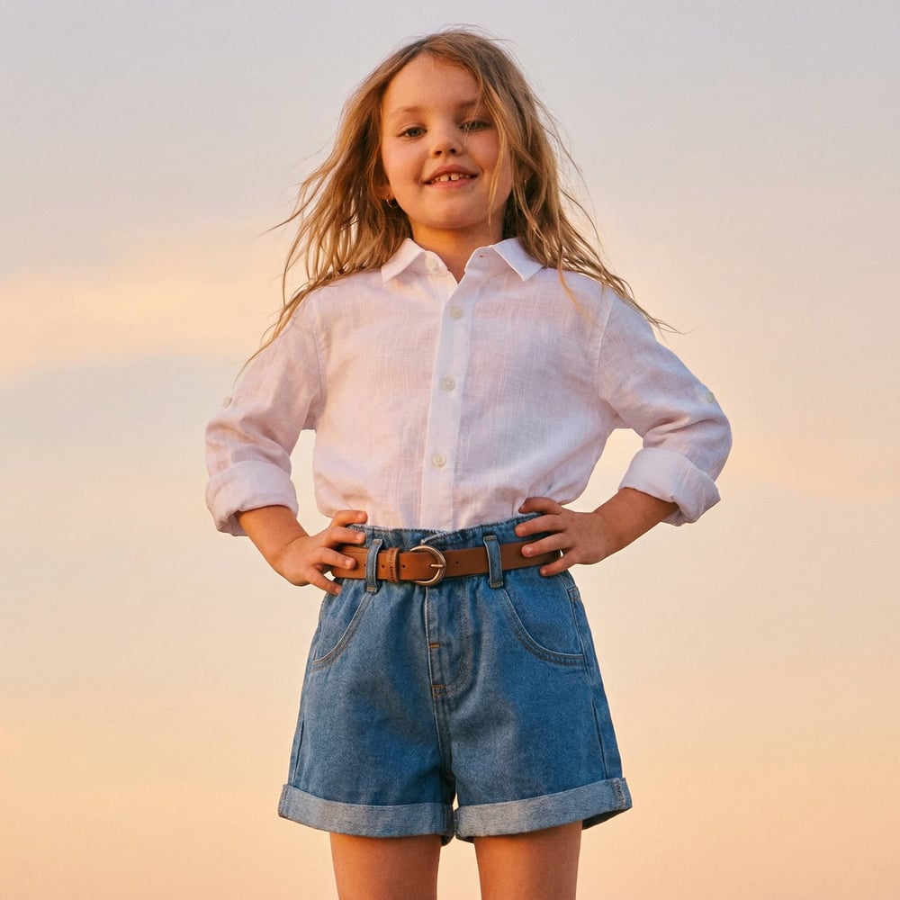 Kız Çocuk Yüksek Bel Kemerli Kot Şort Açık Mavi Katlı Paça Rahat Kesim Yazlık Denim Şort