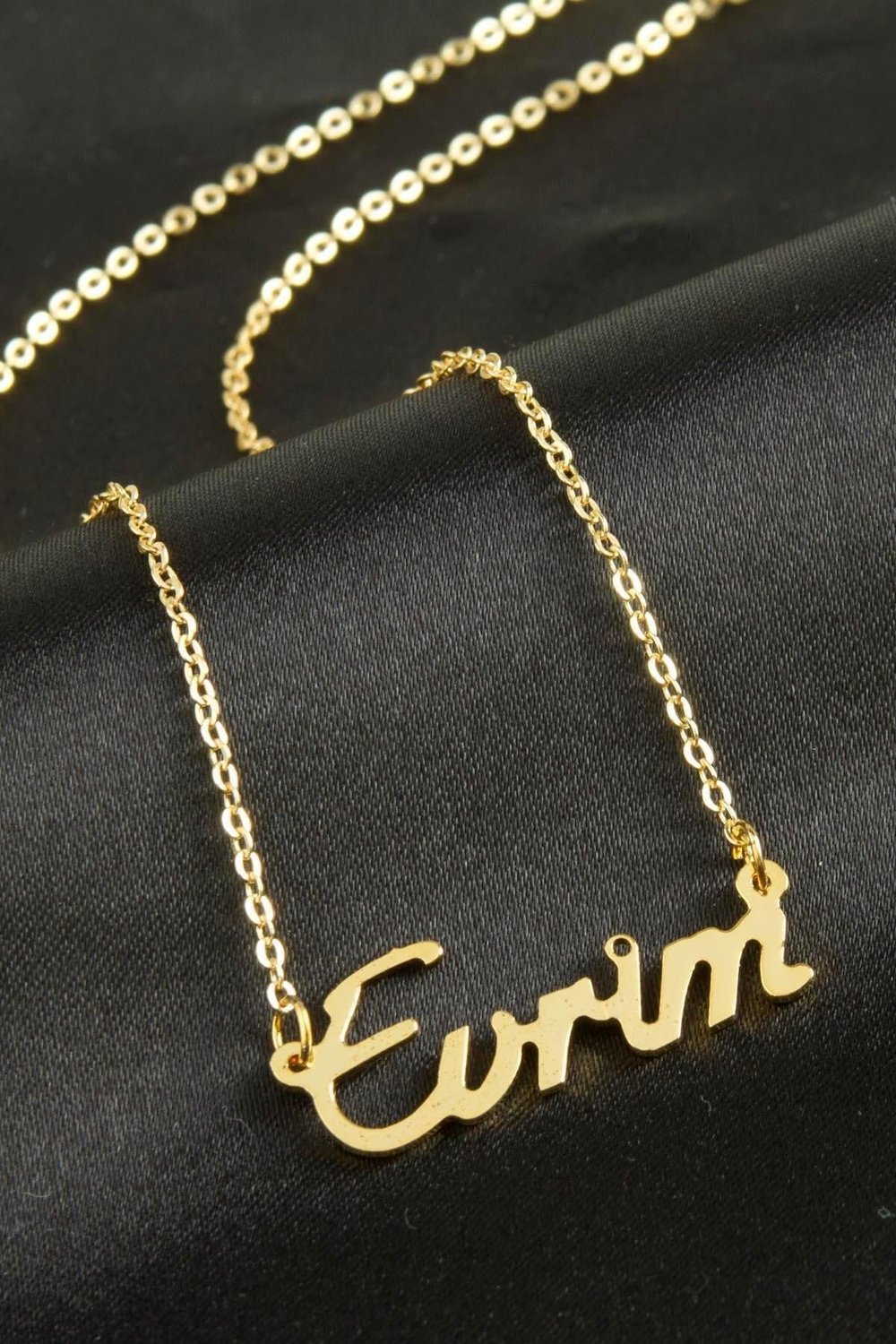 Evrim isimli kolye (Kişiye Özel)