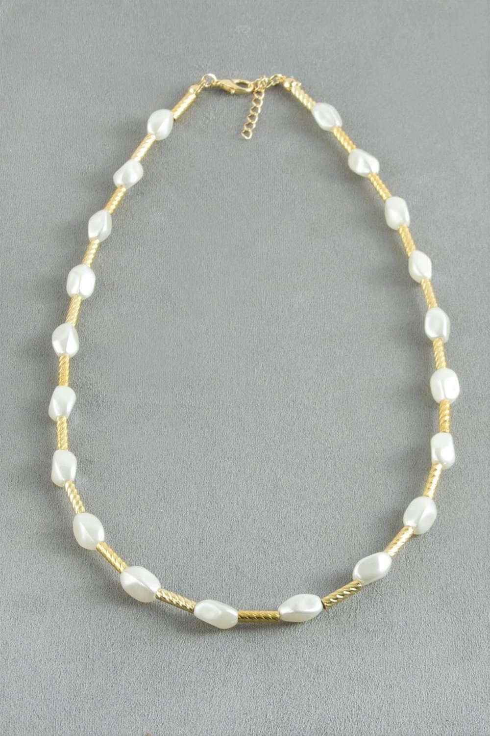 Oval Metal İnci Kolye