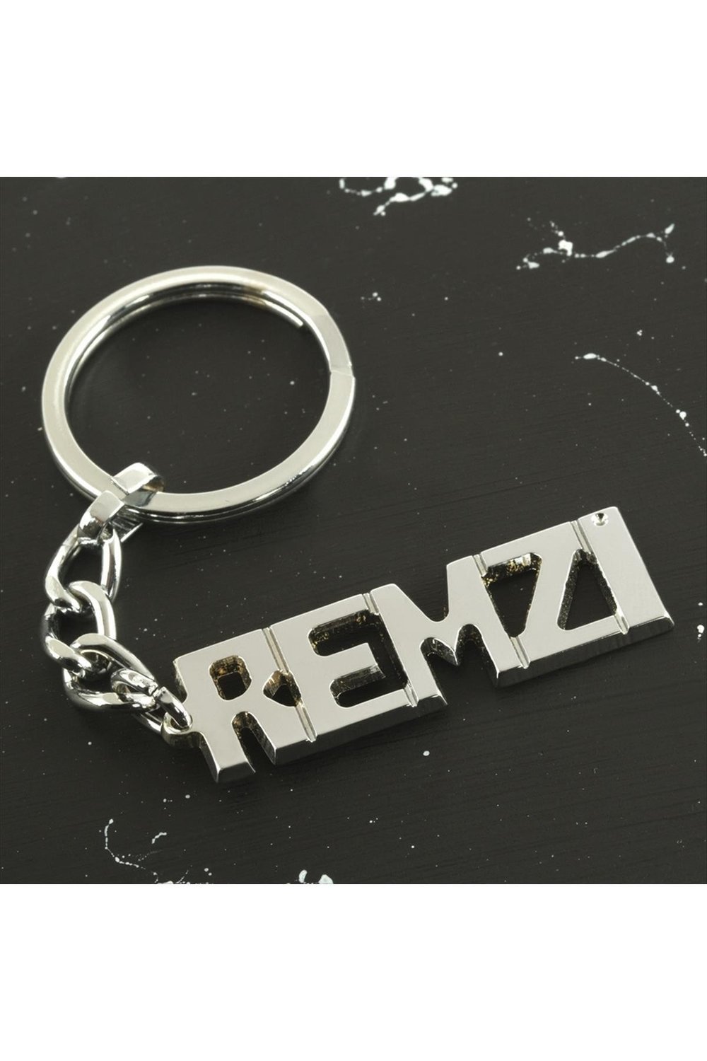 Remzi İsimli Anahtarlık