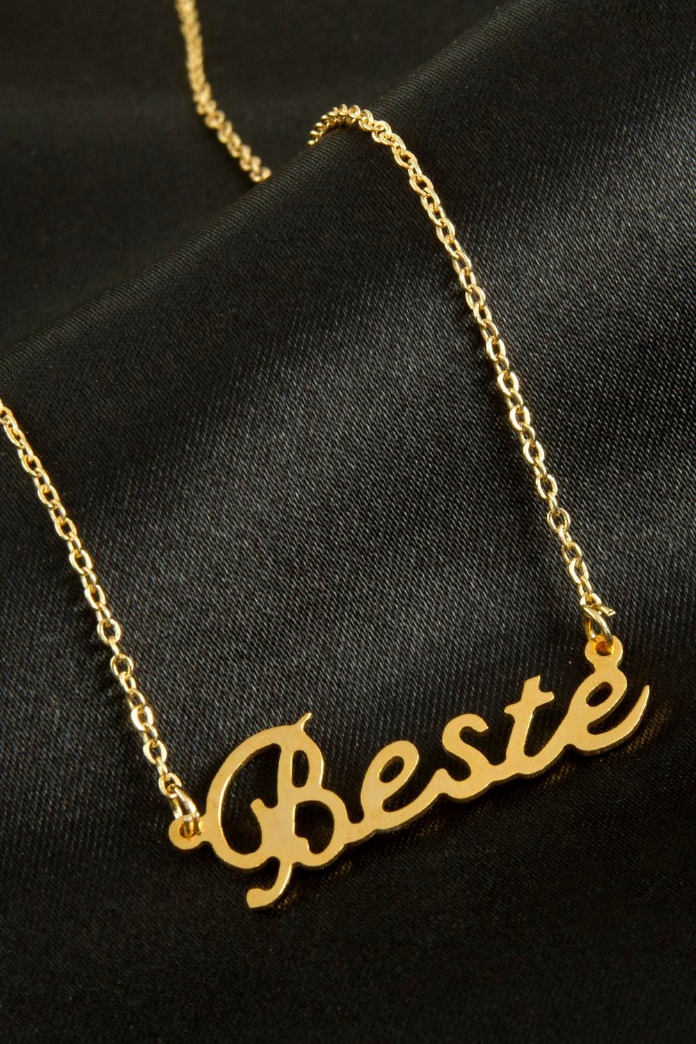 Beste isimli kolye (Kişiye Özel)