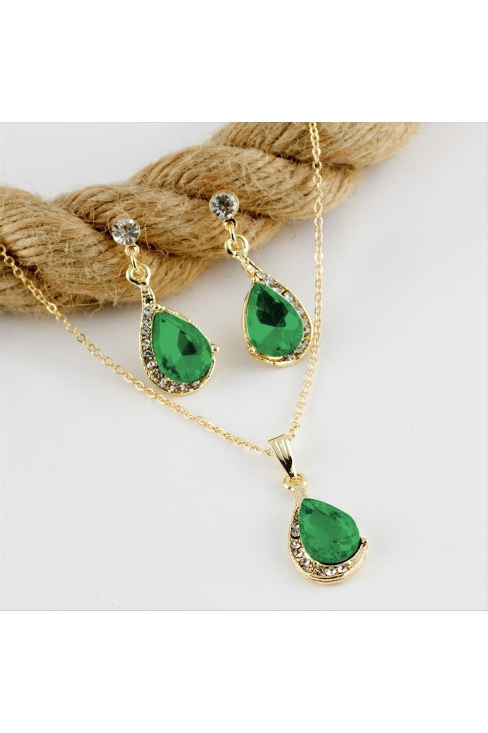 Damla Figürlü Taşlı Set Kolye
