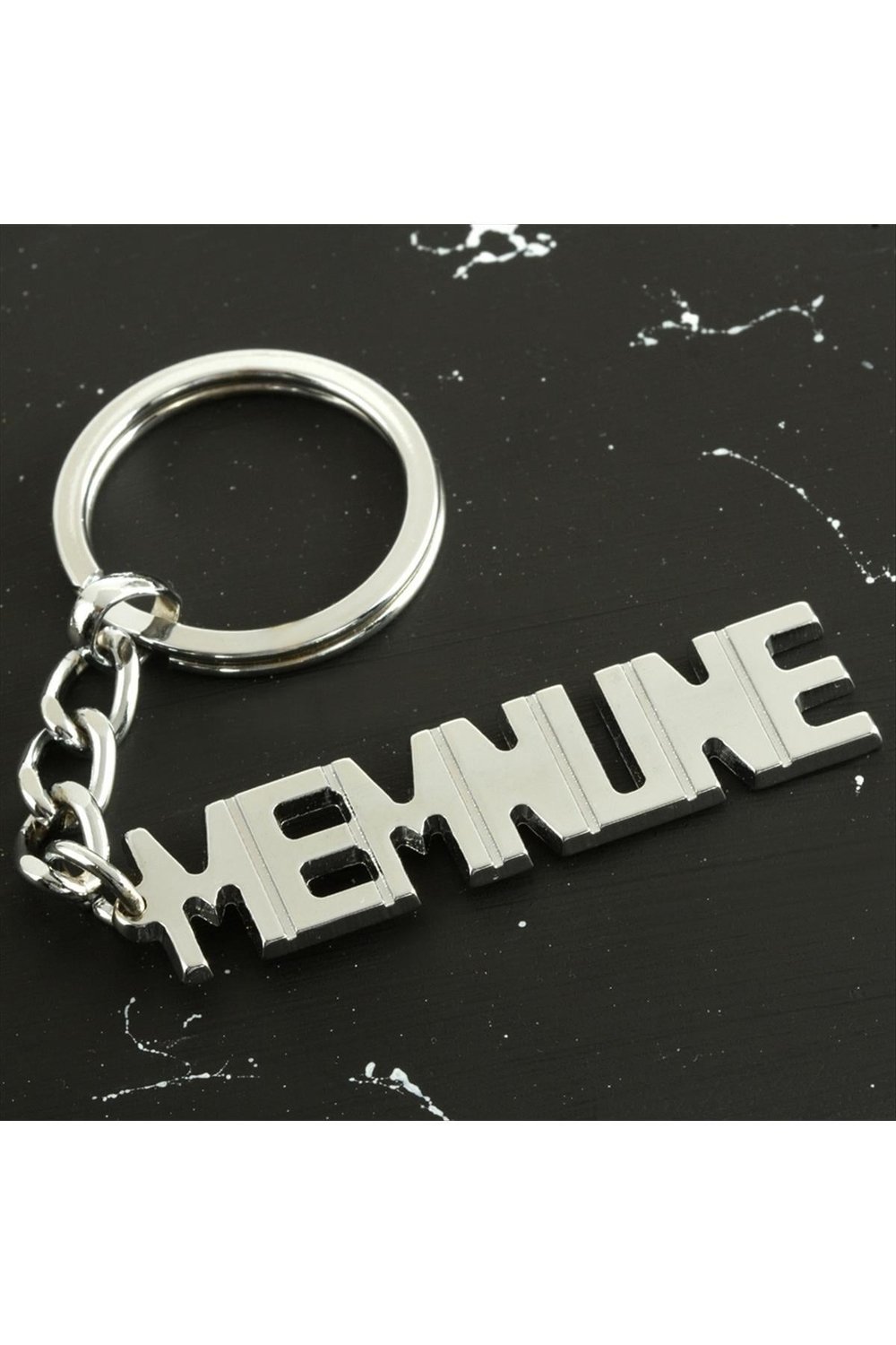 Memnune İsimli Anahtarlık