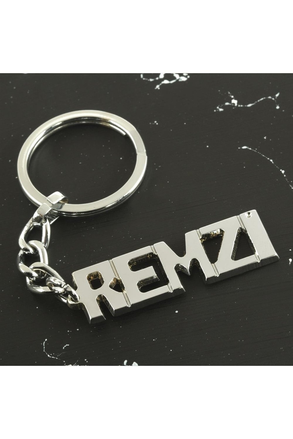 Remzi İsimli Anahtarlık