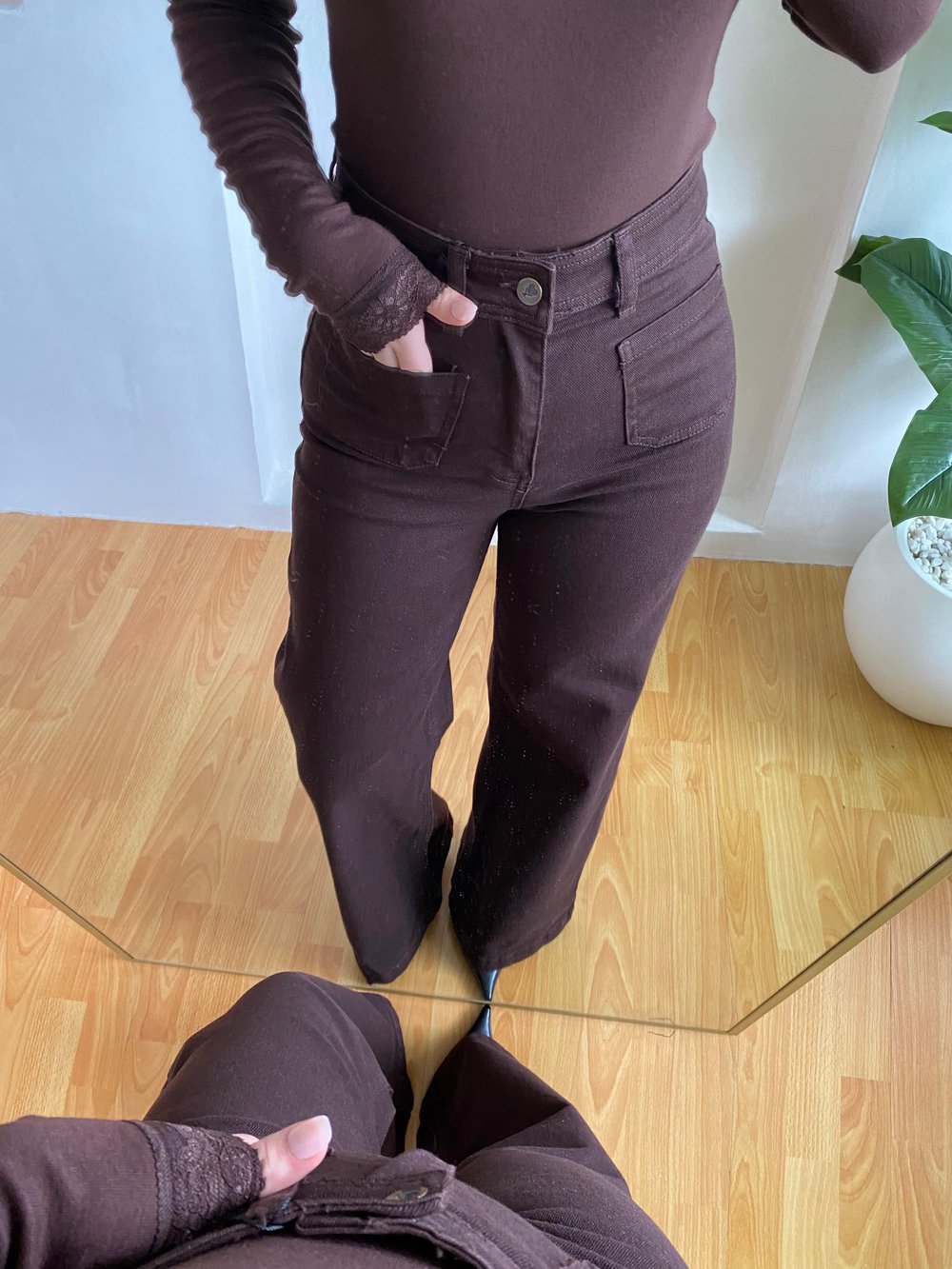 Kahve Önü Kare Cepli Wide Leg Jean