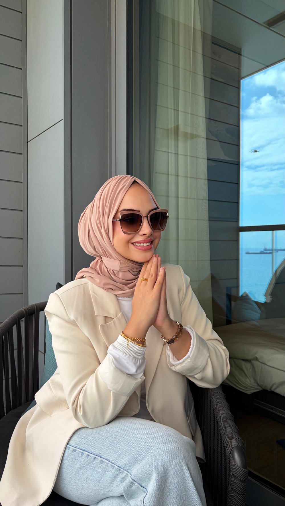 Bej Büzgülü Multi Hijab