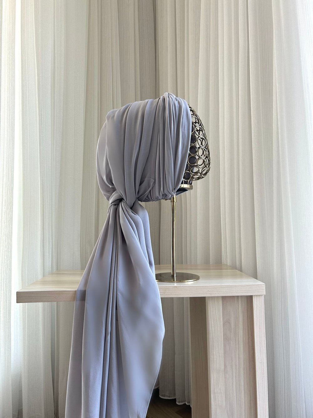 Gri Deluxe Düğüm Boneşal