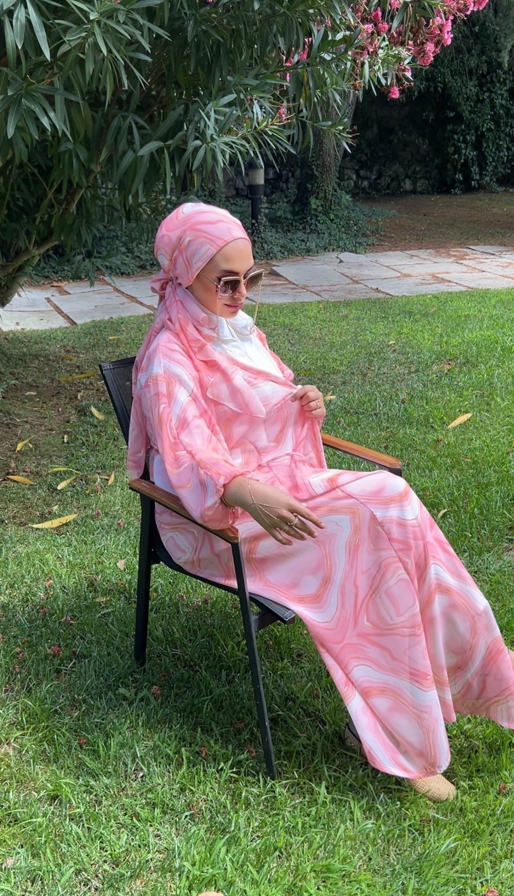 Hayal Pareo ve Boneşal Takım