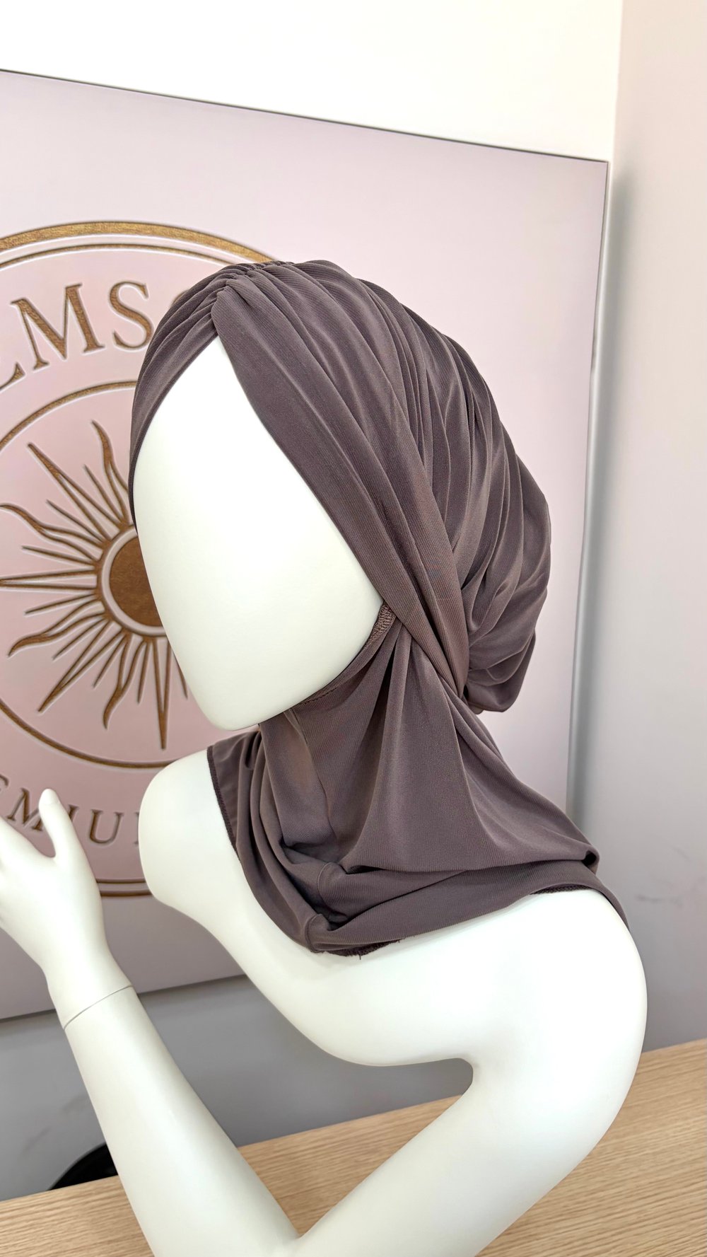 Koyu Vizon Büzgülü Multi Hijab