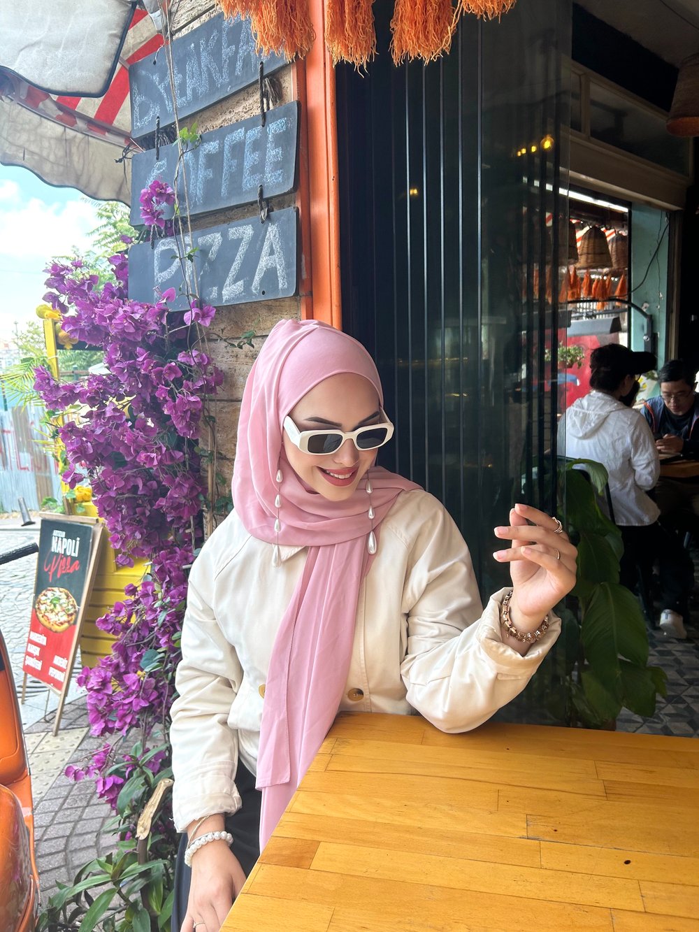 Pudra Önü Düz Elegant Boneşal