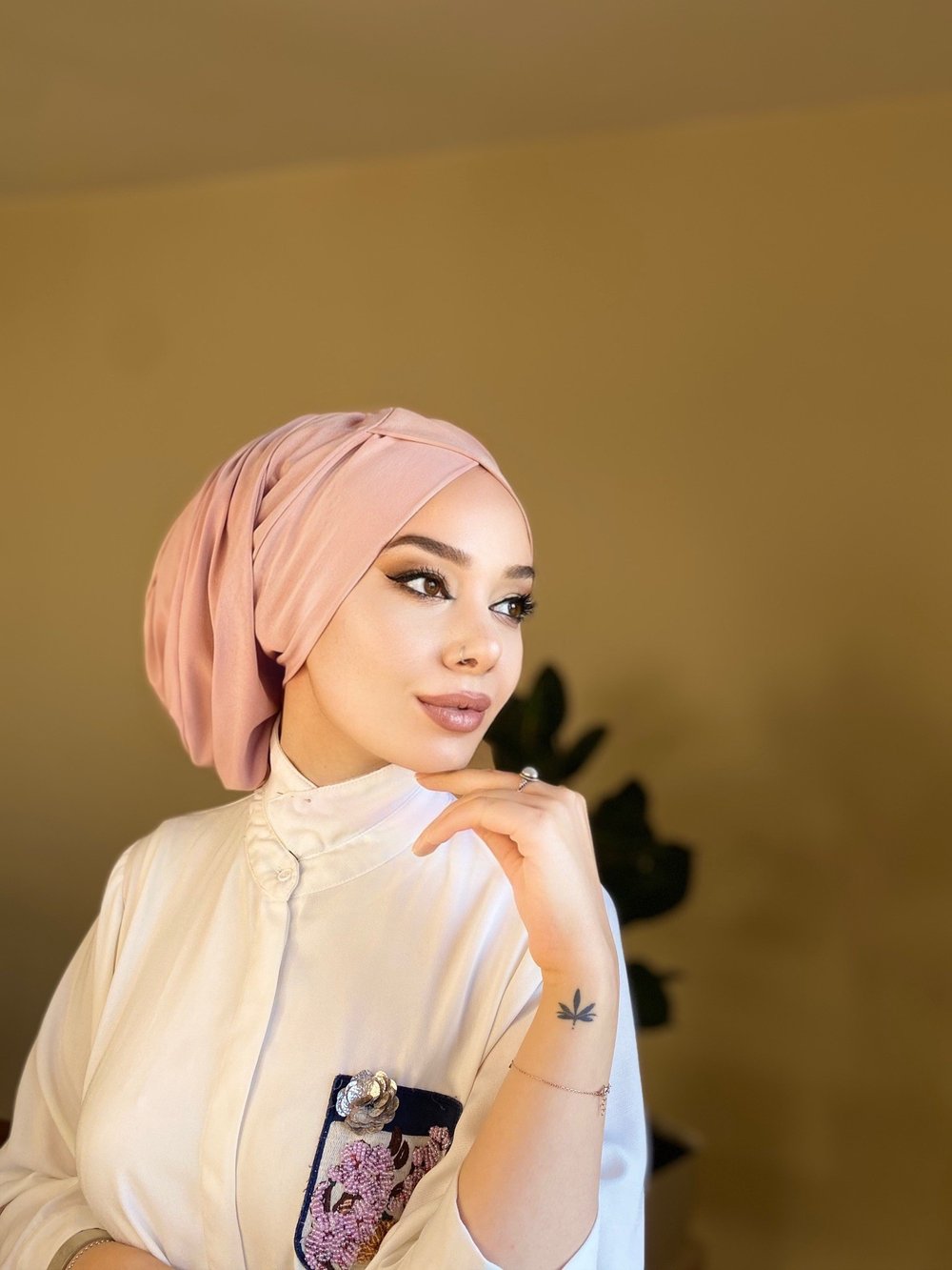 Pudra Salaş Çapraz Bone