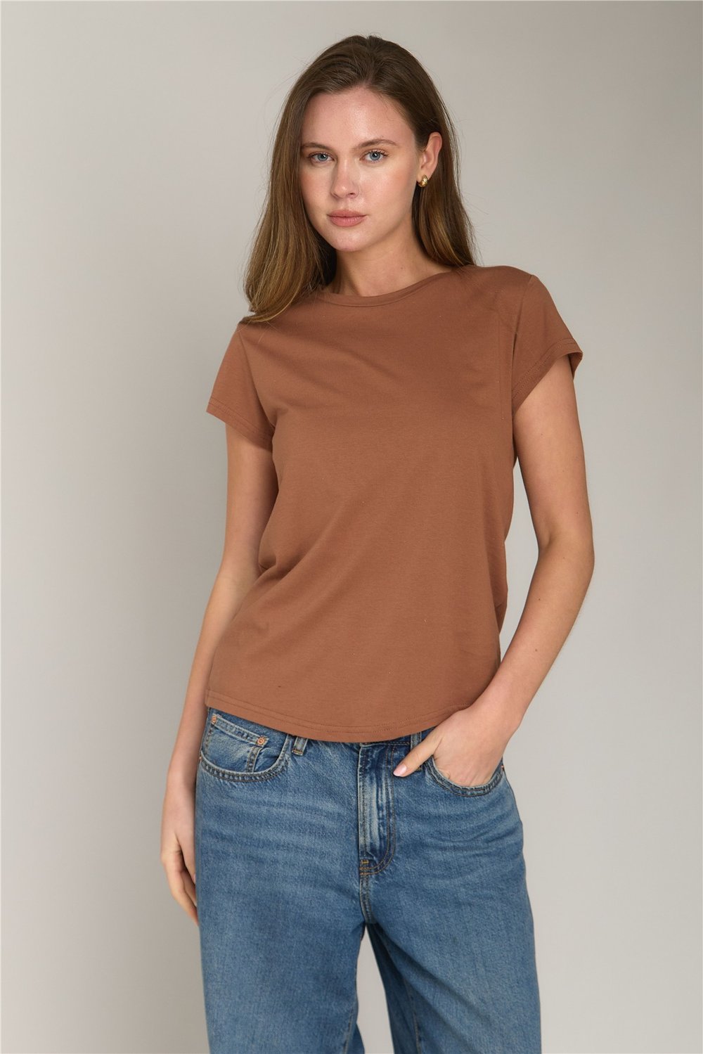 INA BASIC TSHIRT
