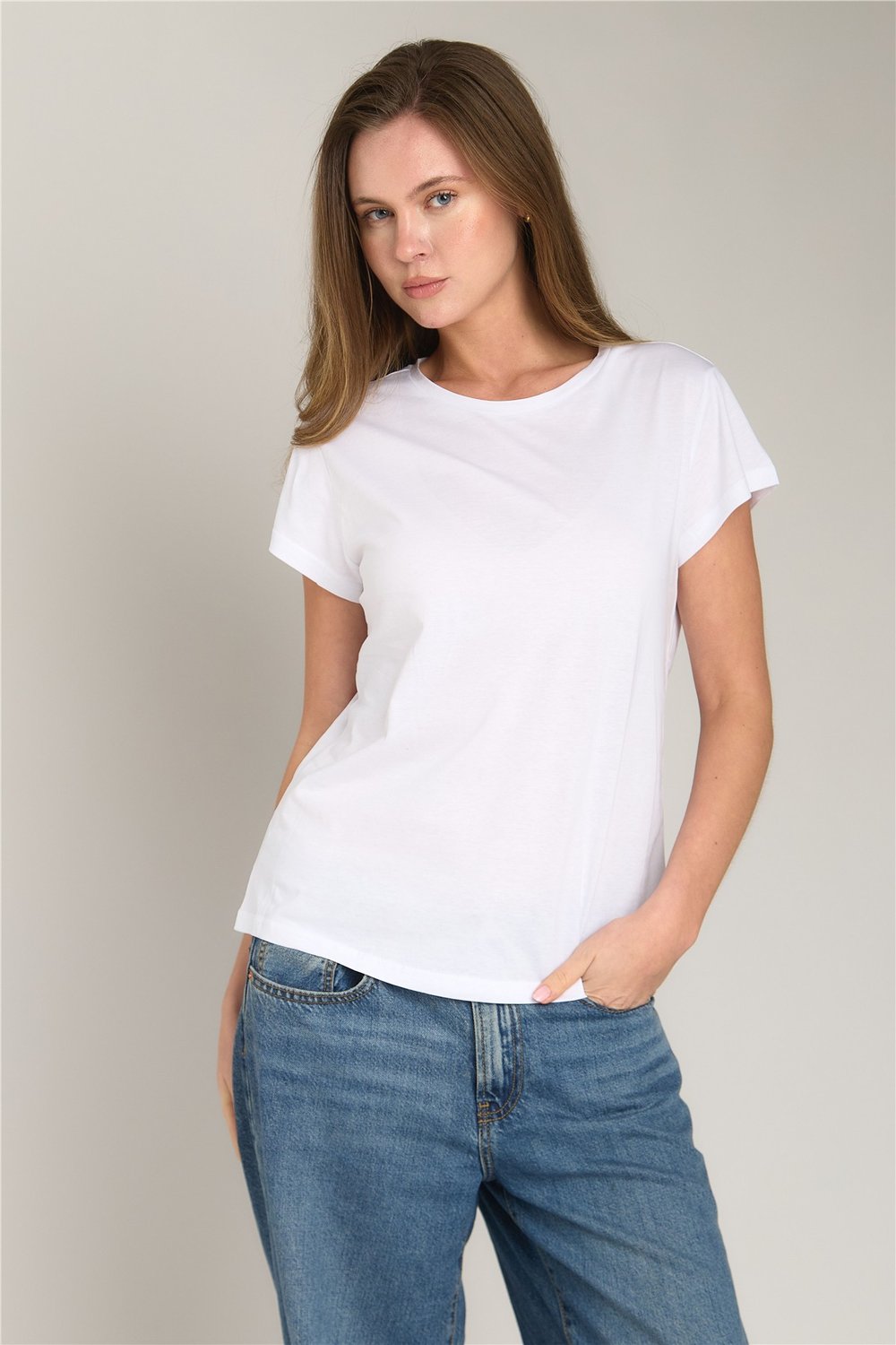 INA BASIC TSHIRT