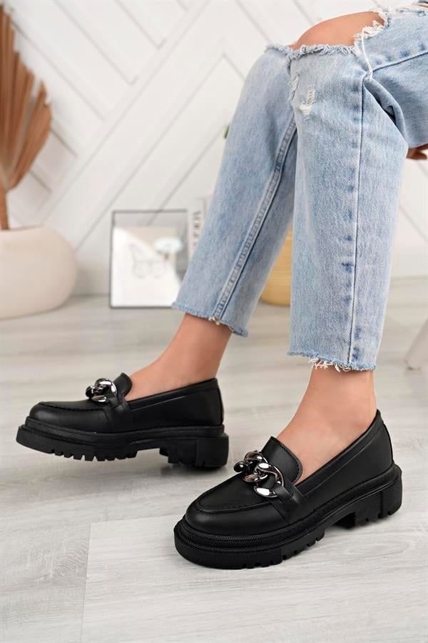 Aymood Kadın Siyah Zincirli Kalın Taban Loafer Makosen Ayakkabı