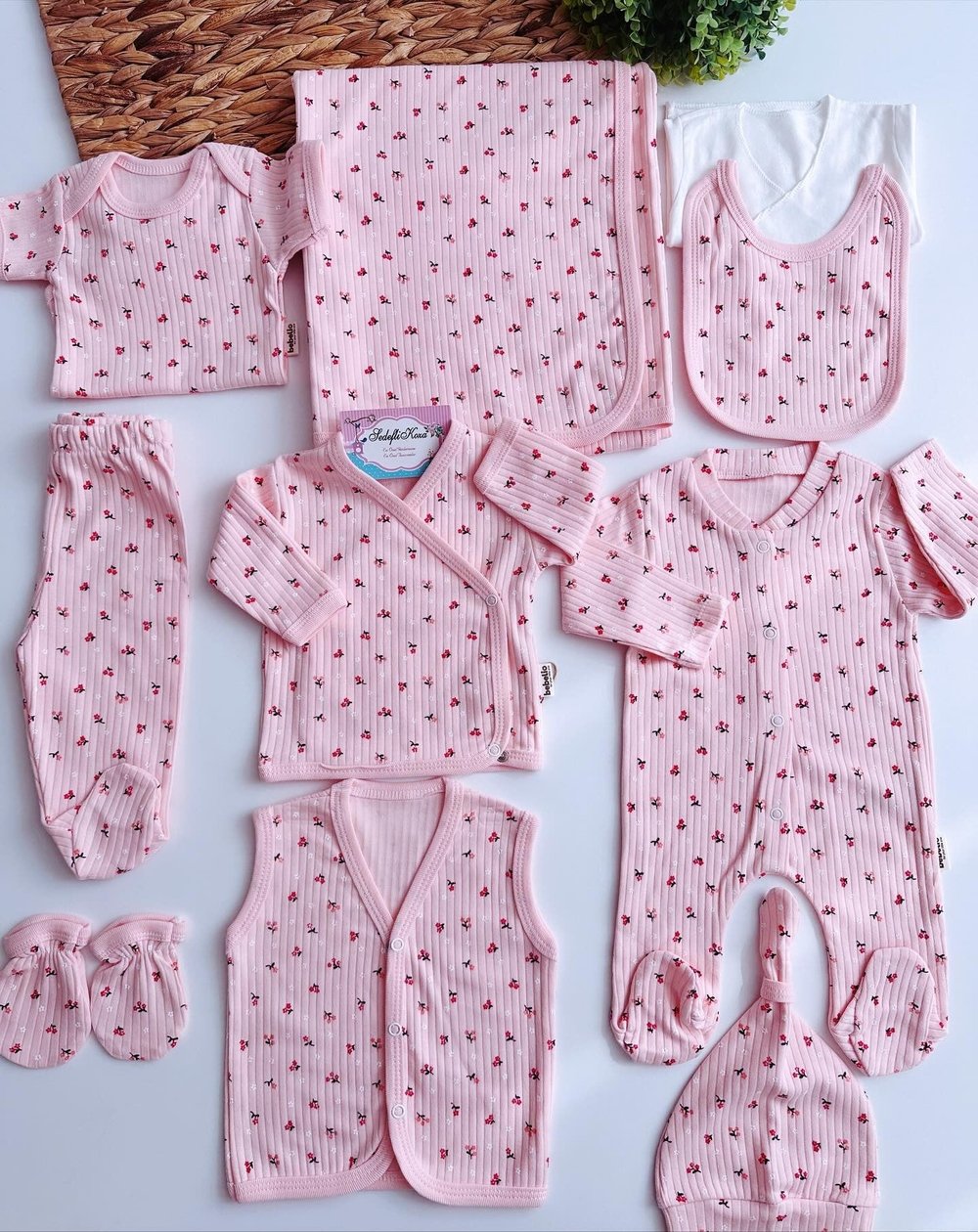 Minik Çiçek Somon 10Parça Tam Set Hastane Çıkışı