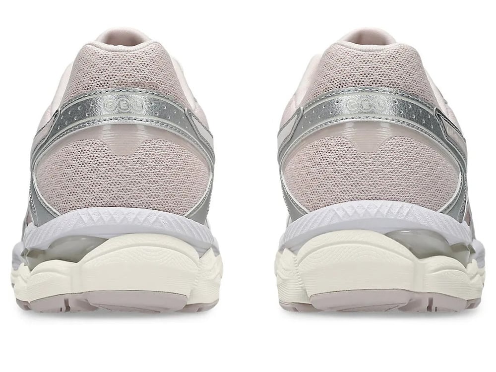 ASİCS GEL-CUMULUS 16 UNISEX SNEAKER 1203B218