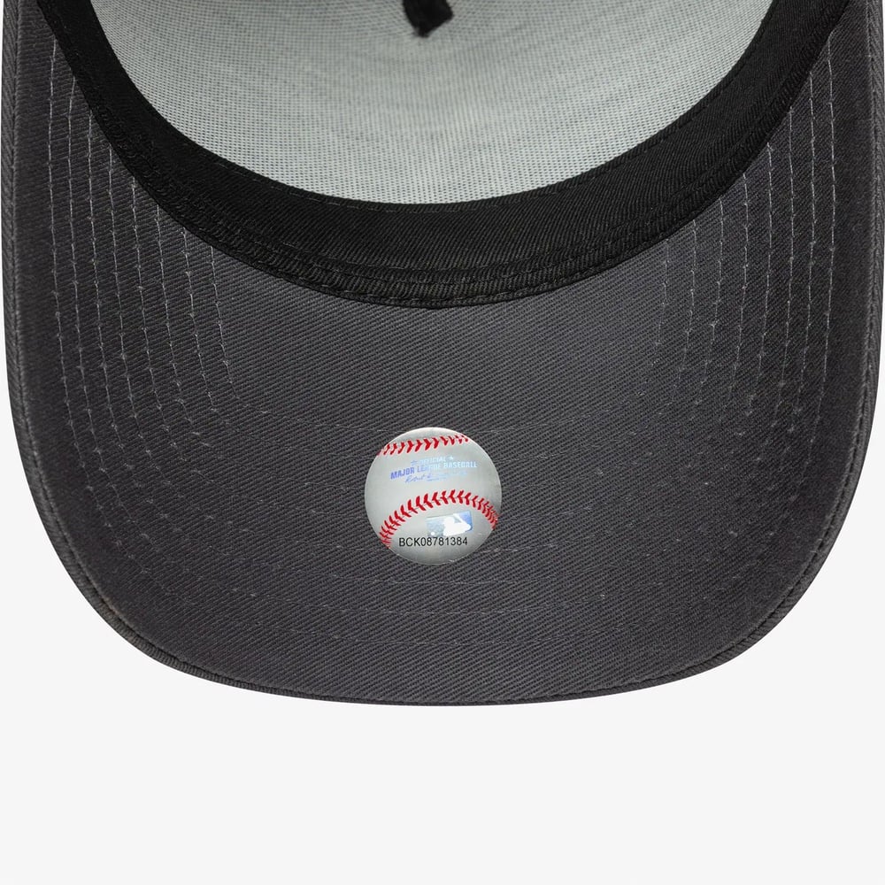 NEW ERA METALLIC EFRAME NEYYAN UNISEX KOYU GRİ ŞAPKA 60691278