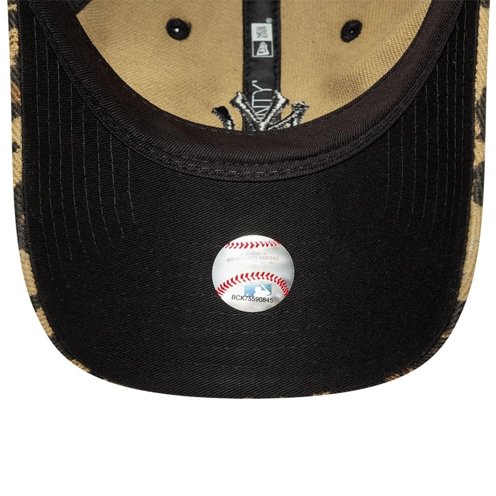 NEW ERA WMNS LEOPARD 9TWENTY NEYYAN KADIN ŞAPKA 60856260