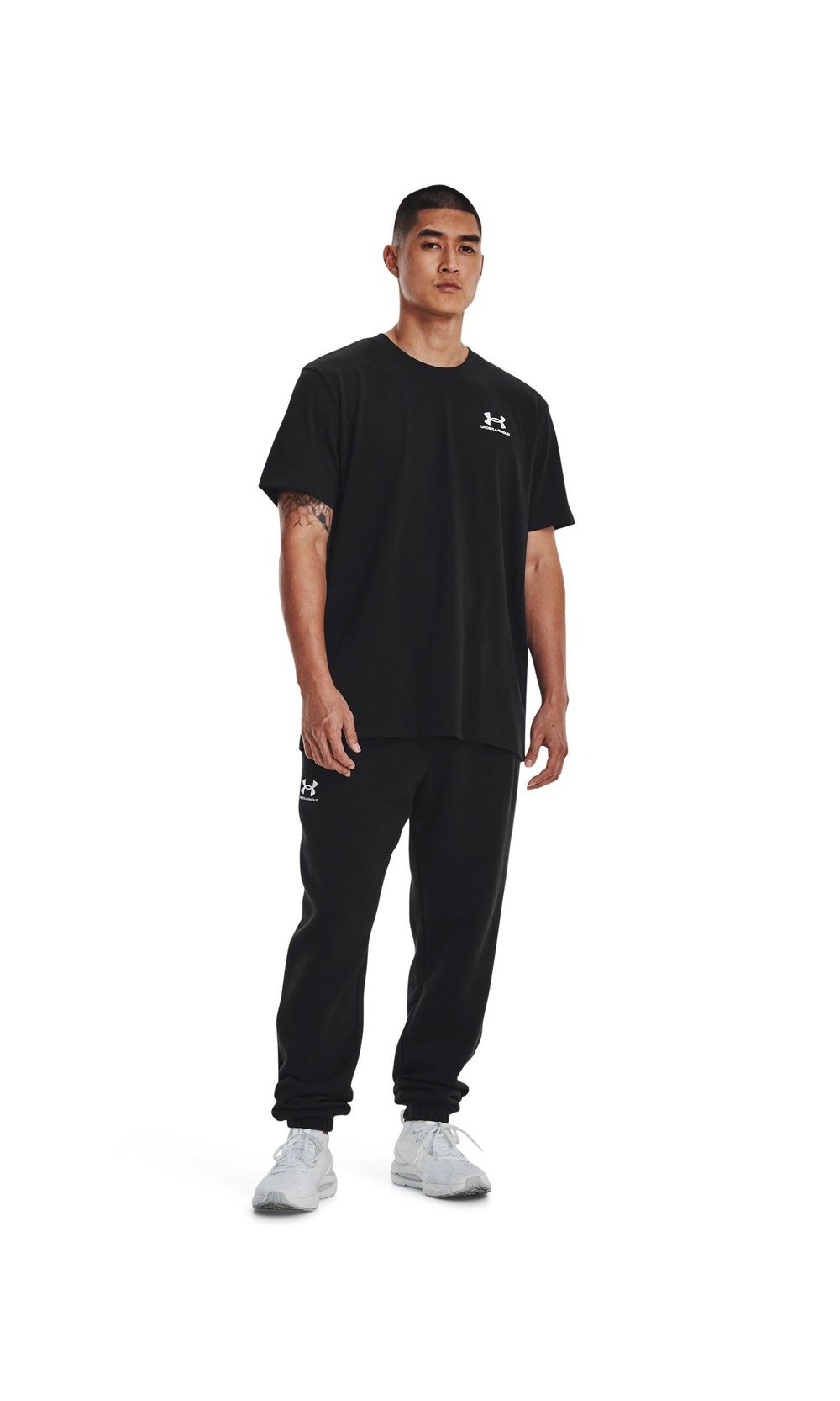 UA M LOGO EMB HEAVYWEIGHT SS ERKEK TİŞÖRT 1373997
