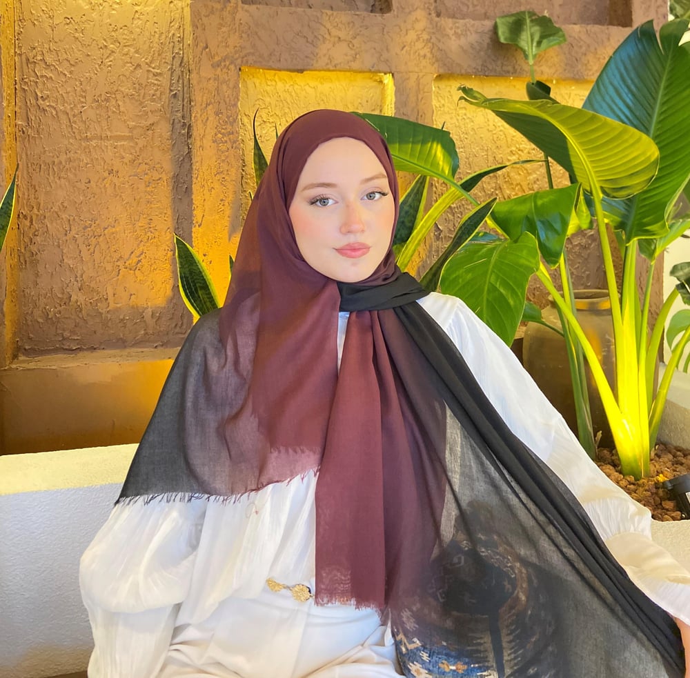 bordo-siyah