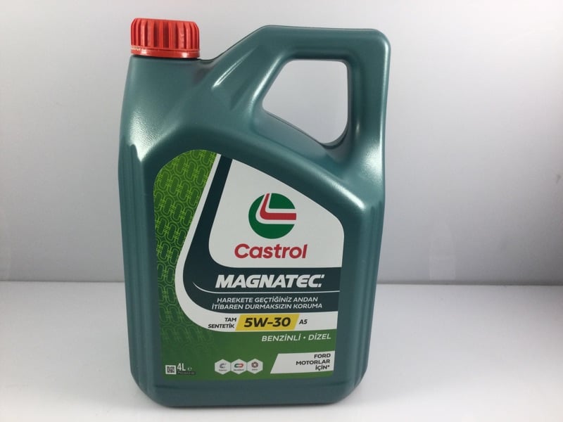 CASTROL 15FFE0 Motor Yağı Castrol Magnatec 5W30 4 Litre MAGNETEC 5W30 4LT uygun fiyat hızlı kargo