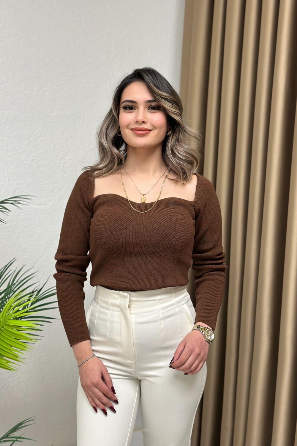 Kalp Yaka Elit Triko Bluz Acı Kahve