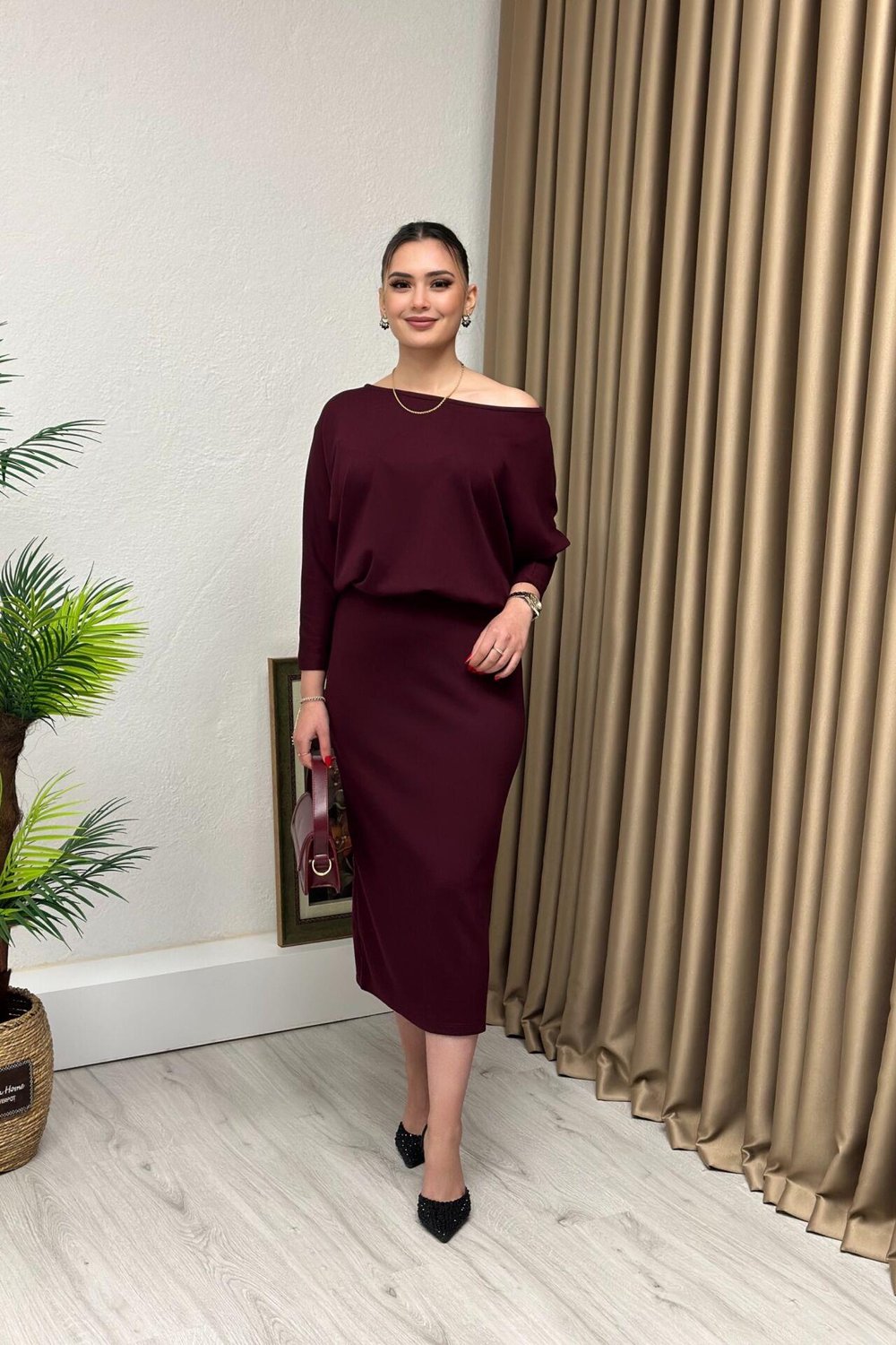 Modal Kumaş Beli Lastikli Kayık Yaka Elbise Bordo