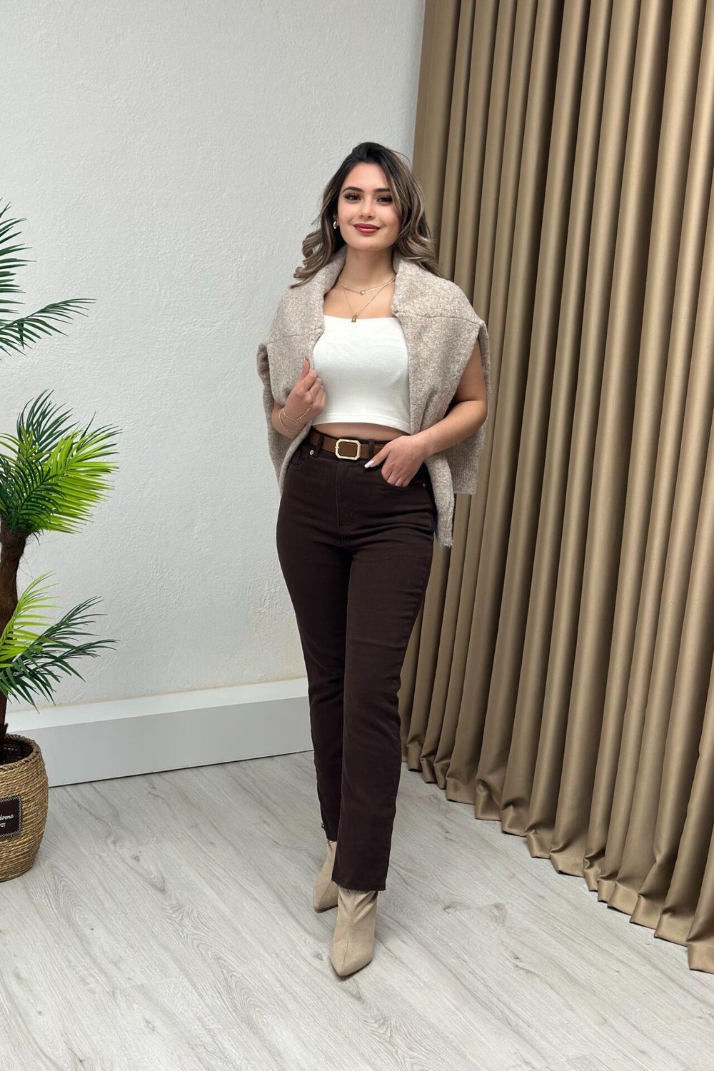 Premium Kalite Kesik Paça Boyfit Jean Acı Kahve