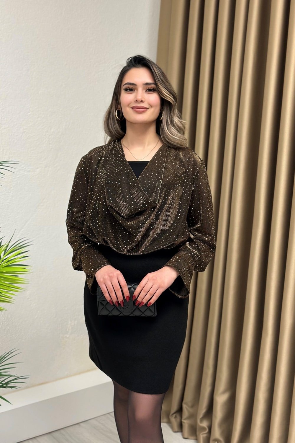 Premium Kalite Taşlı Degaje Yaka İthal Metalize Kumaş Tasarım Bluz Bakır 