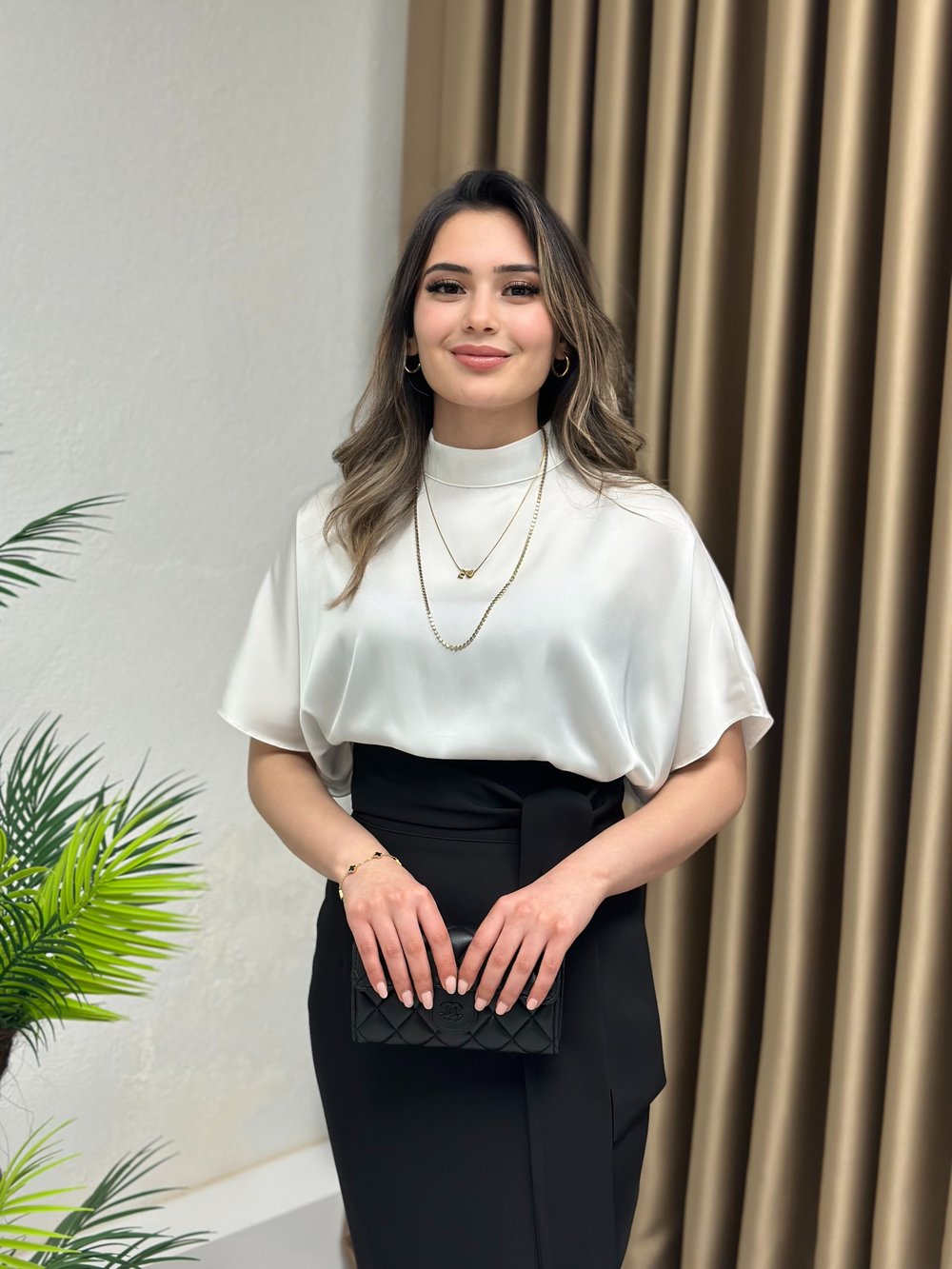 Premium Seri İpeksi Saten Dik Yaka Yarasa Kol Salaş Bluz Beyaz
