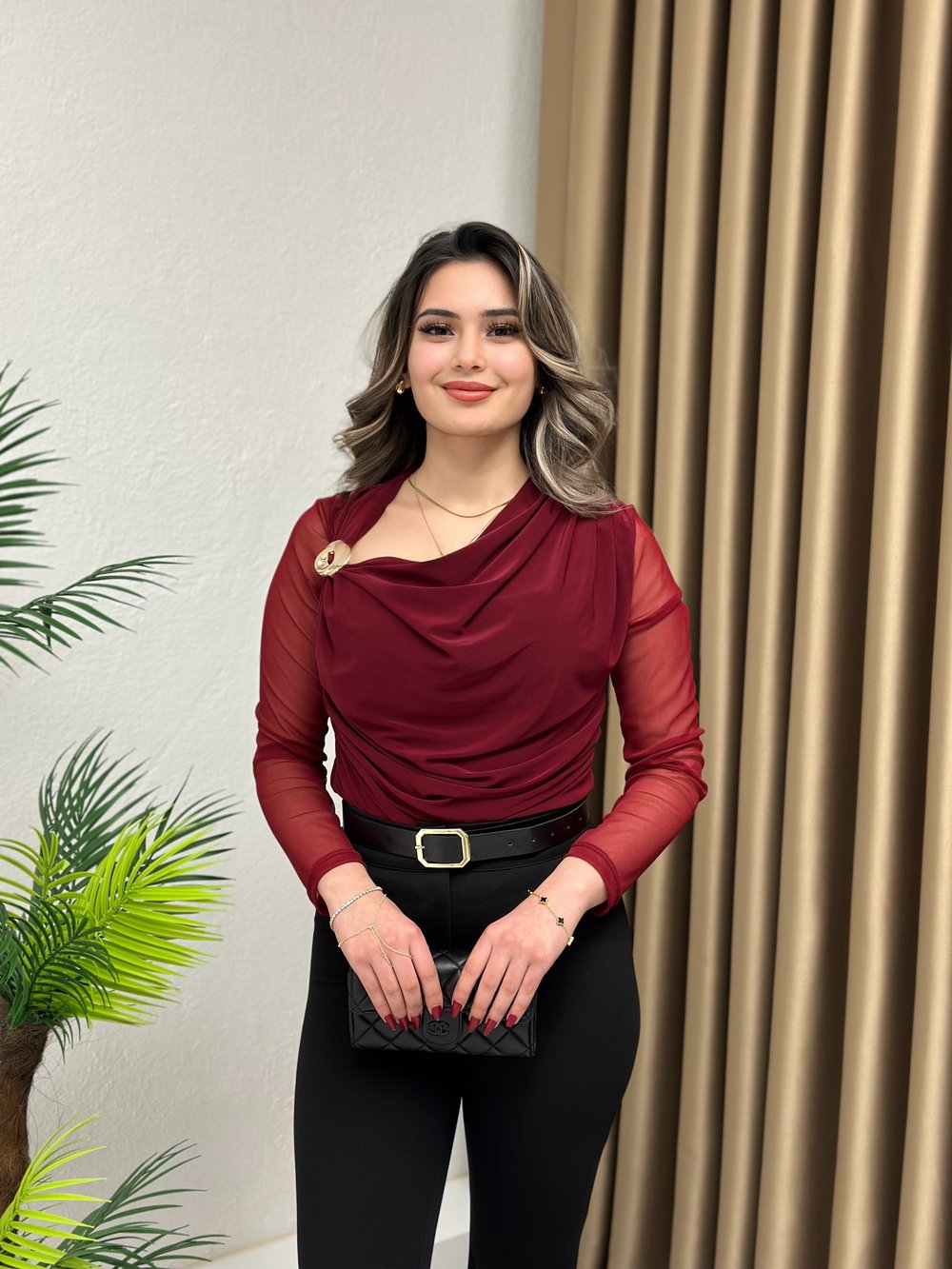 Sandy Kumaş Gold Broşlu Drapeli Tül Kol Bluz Bordo