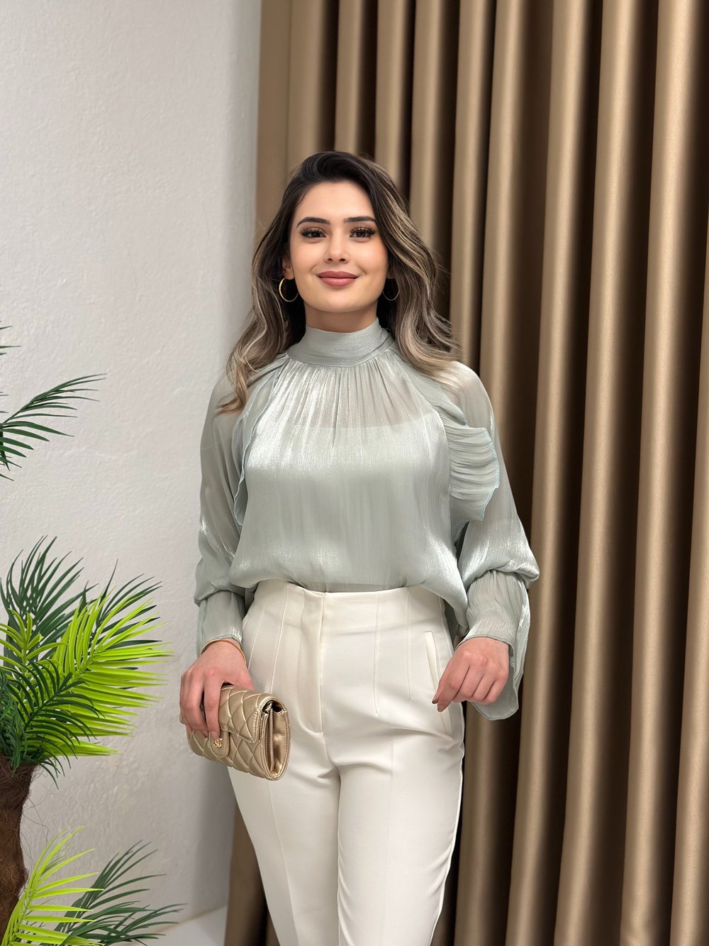 Zr Model İpeksi Parlak Şifon Transparan Bluz Mint Yeşil