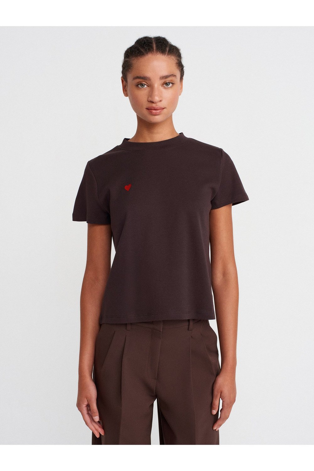 30584-bisiklet-yaka-pamuklu-t-shirt-ko-6-9af3.jpg