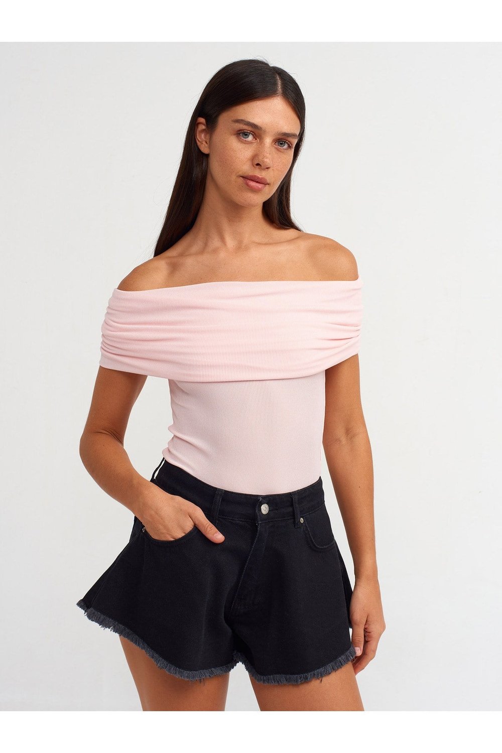 30851-omuzlari-dusuk-bluz-acik-pembe-3ea-4d.jpg