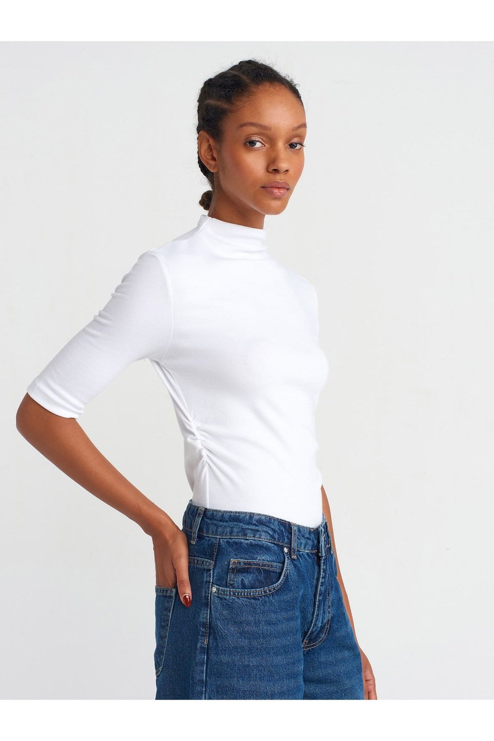31470-dik-yaka-buzgulu-t-shirt-beyaz-ce6693.jpg