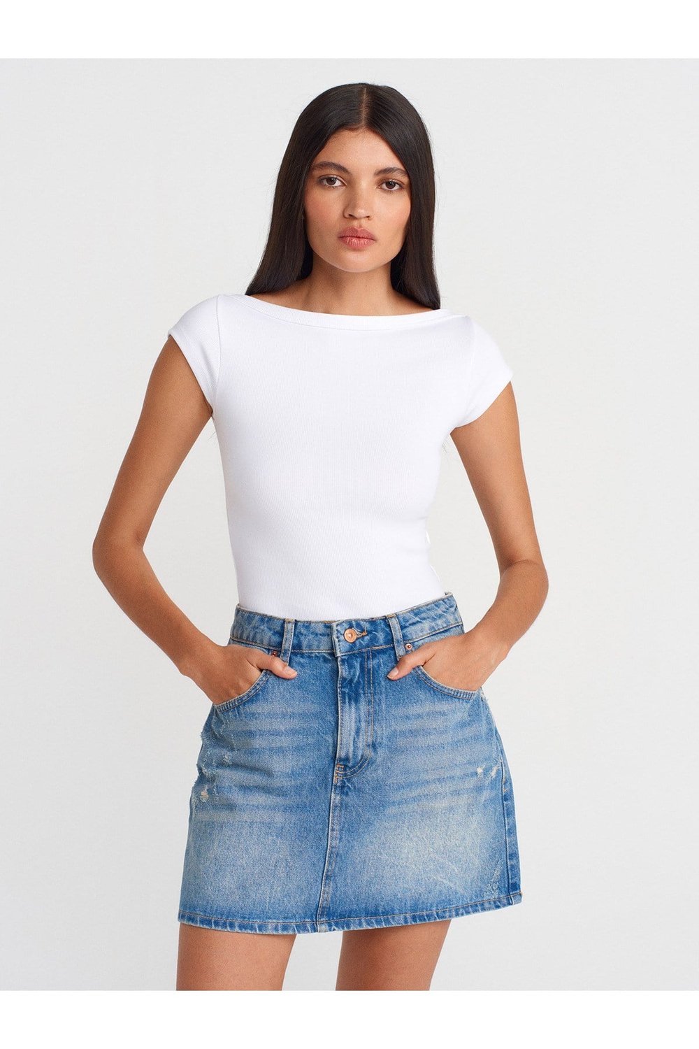 31809-kayik-yaka-fitilli-t-shirt-beyaz-c40-84.jpg