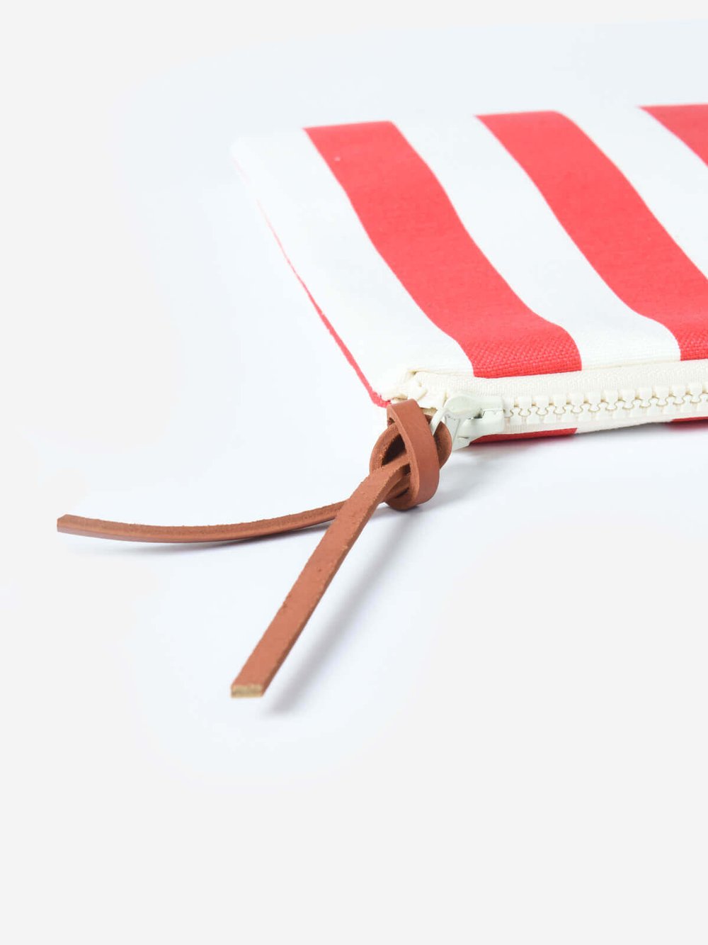 VIBE - Kalın Çizgili Kırmızı Pouch Portföy Çanta