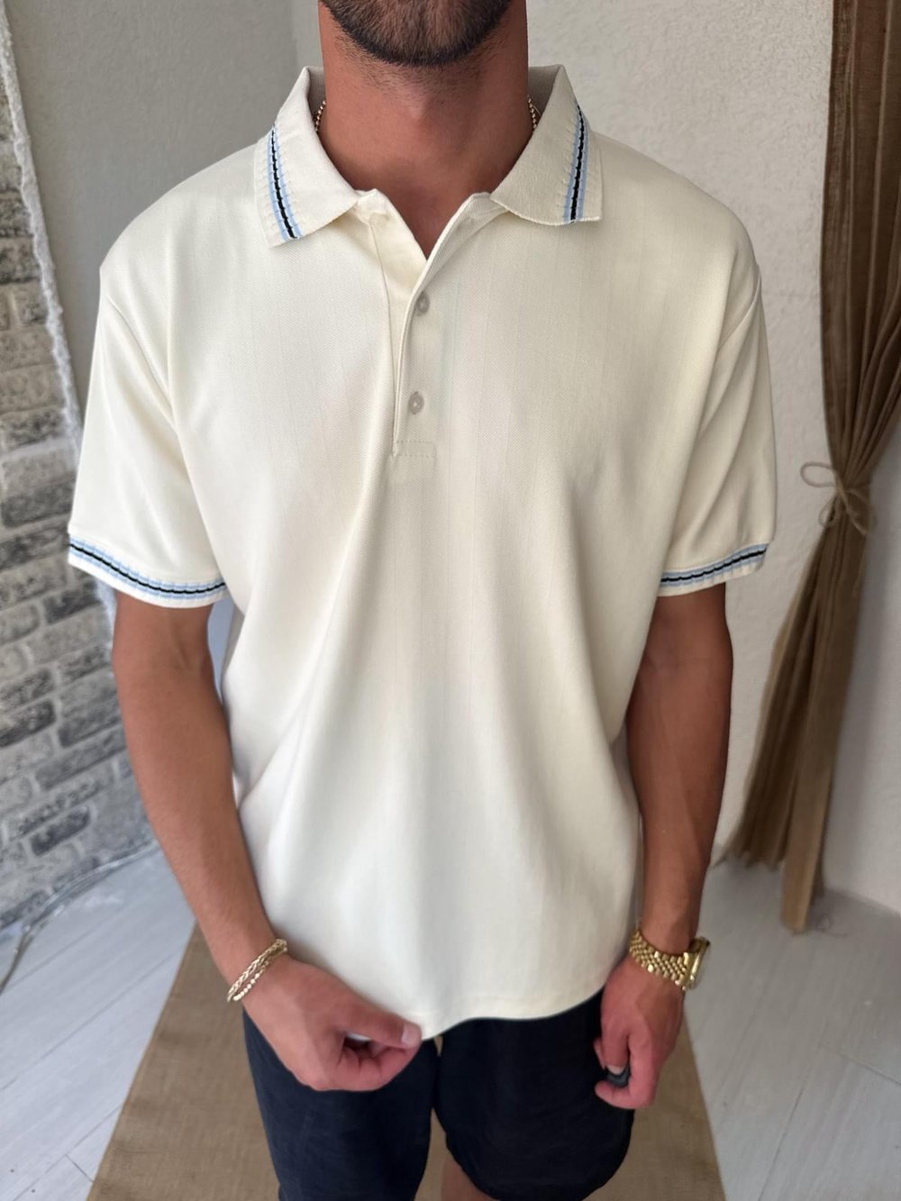Detaylı Polo Yaka Krem Tişört