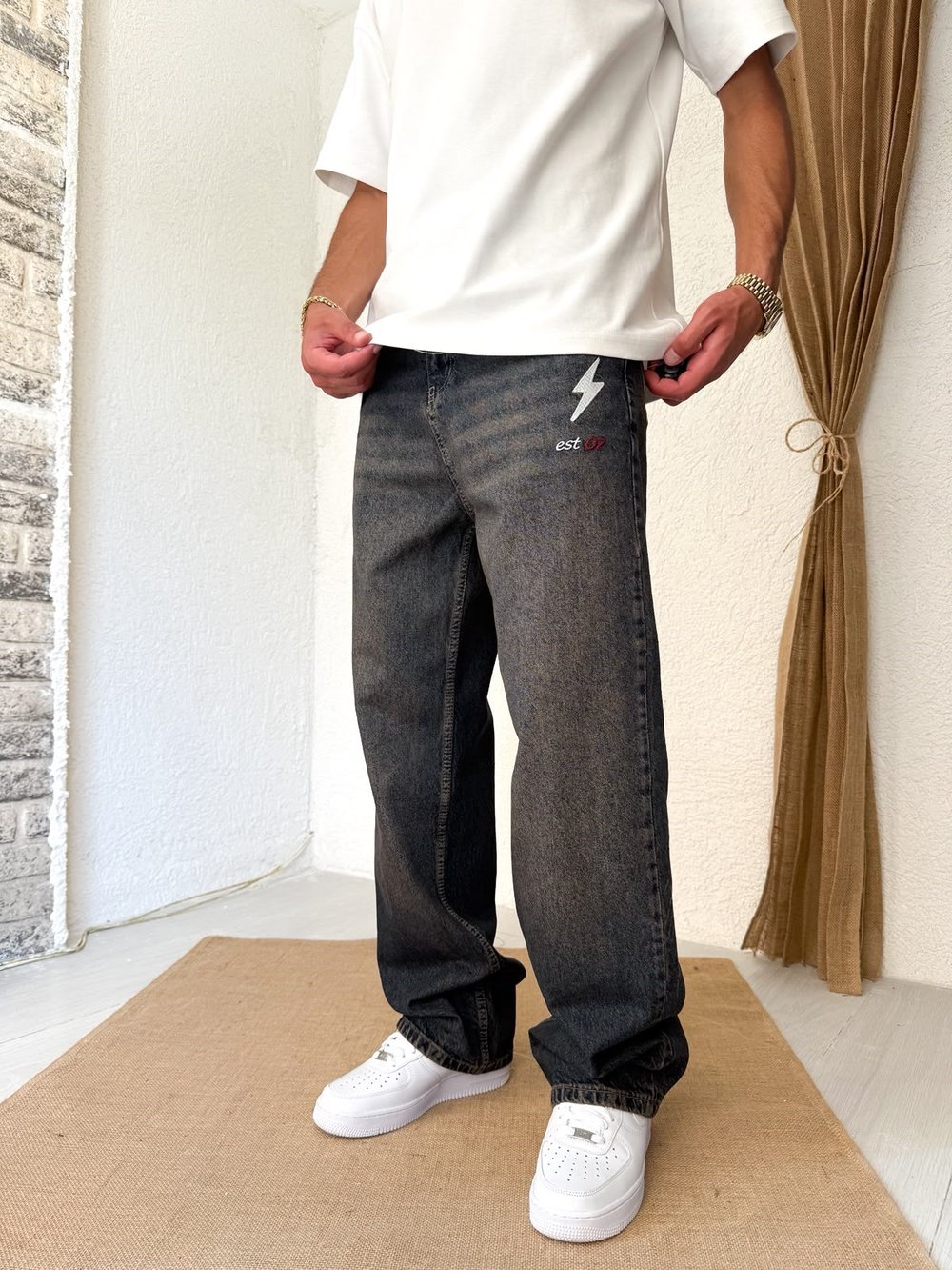 Nakış Detaylı Asit Yıkama Relax Baggy Pantolon