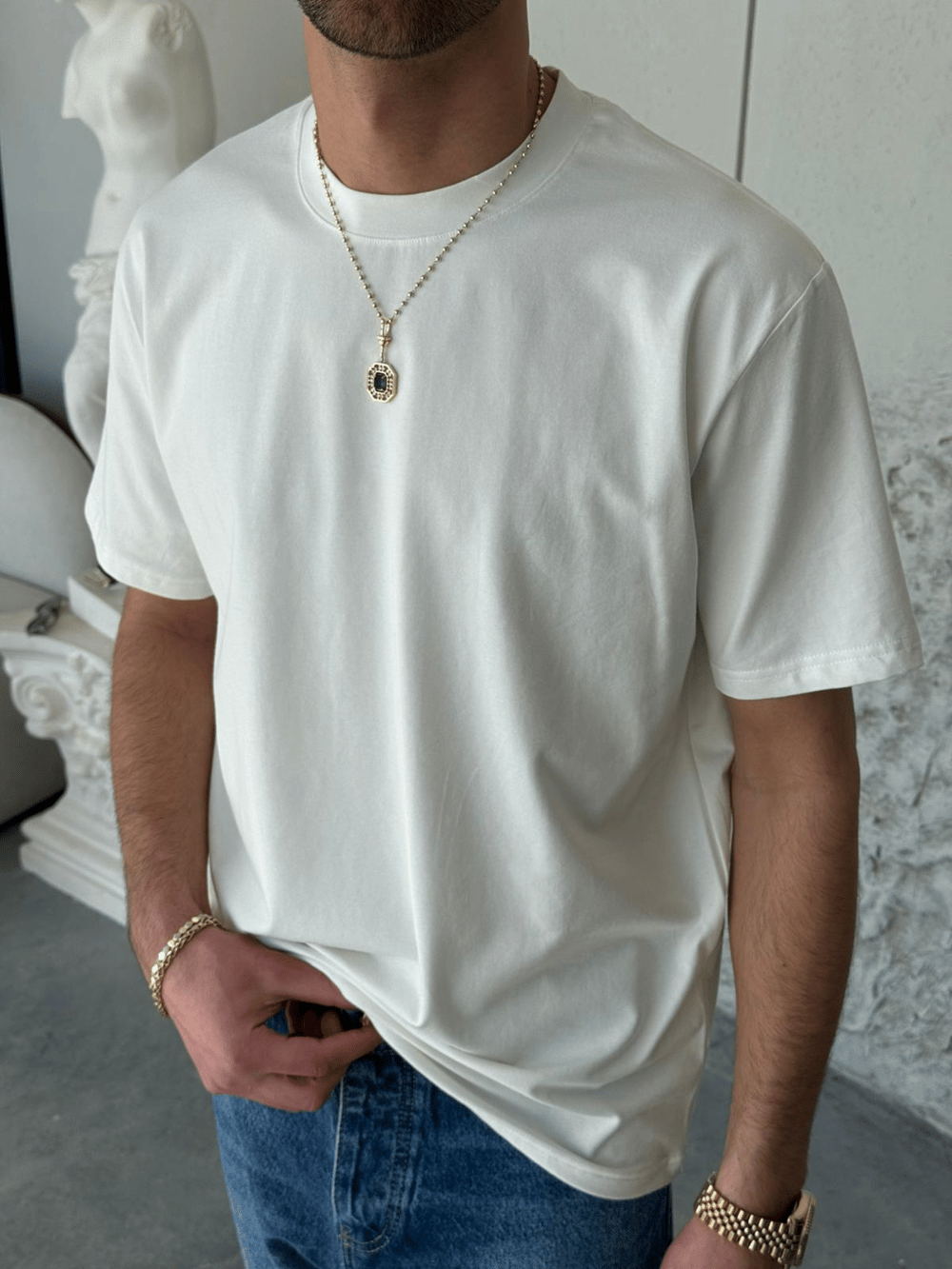 Regular Kalıp Likralı Düz Basıc Beyaz Tişört 