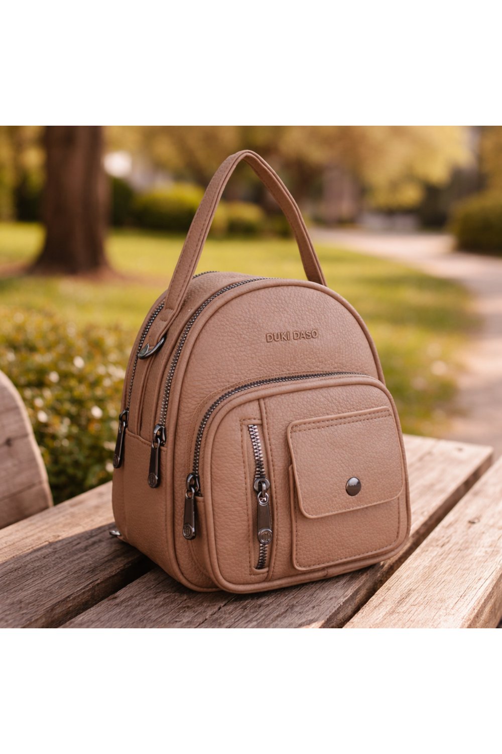 Bej Çok Bölmeli Fermuarlı Kadın Sırt Çantası | Bej T8375