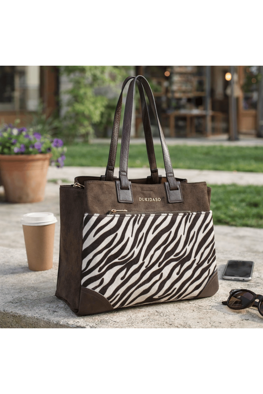 Zeytin Yeşili Zebra Desen Ön Cepli Kadın Omuz Çantası | Zeytin Yeşili T8346