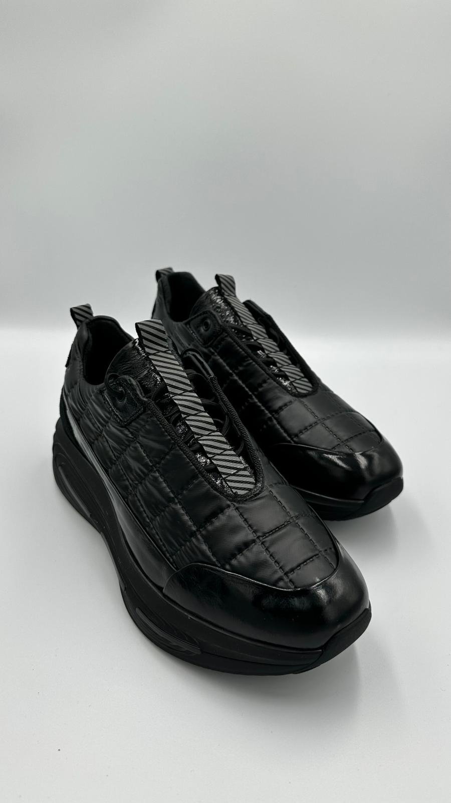 MR 23356 MARCOMEN CAUSAL PARLAK