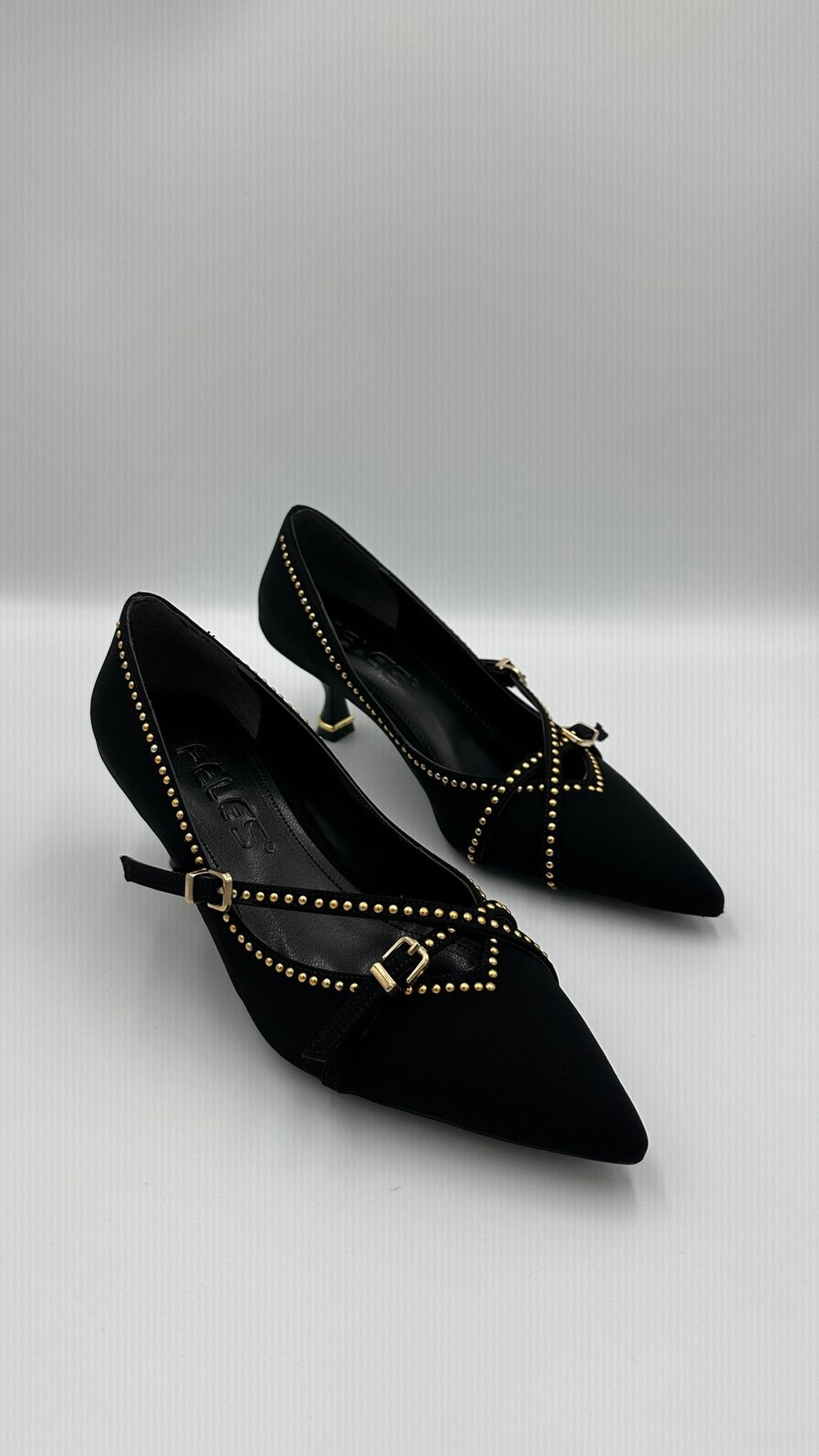 Siyah Nubuk Stiletto