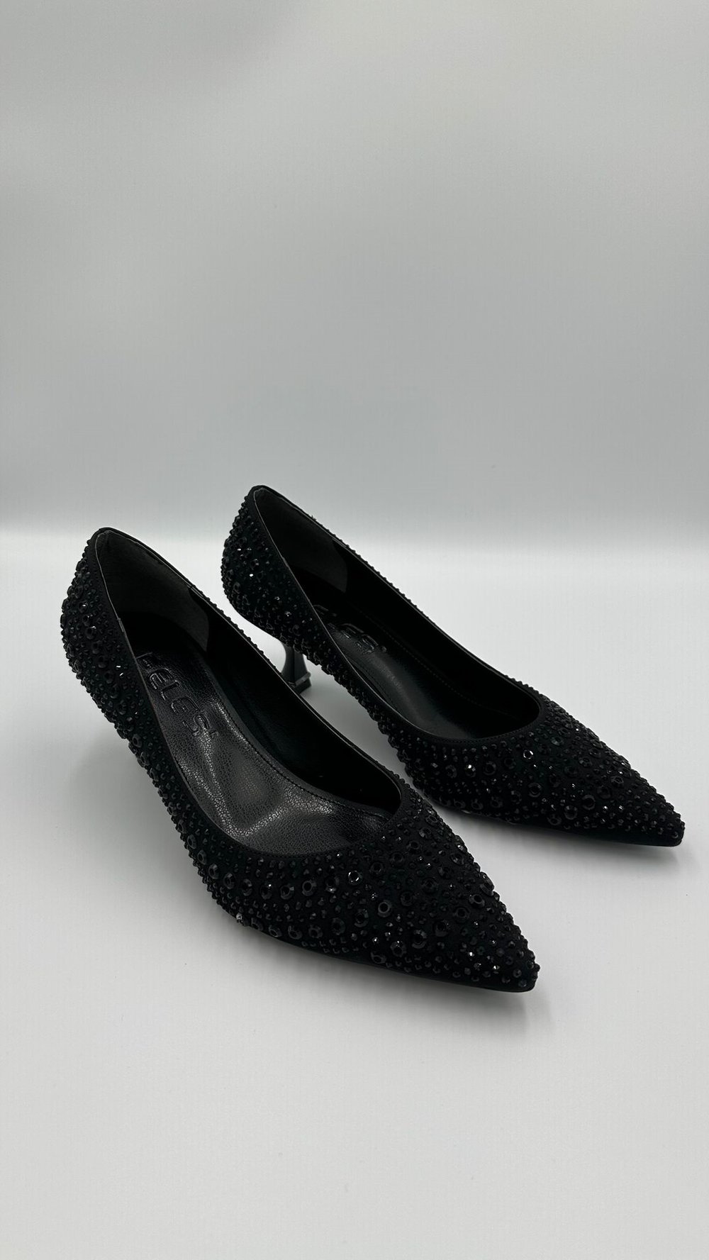 Siyah Taş Stiletto