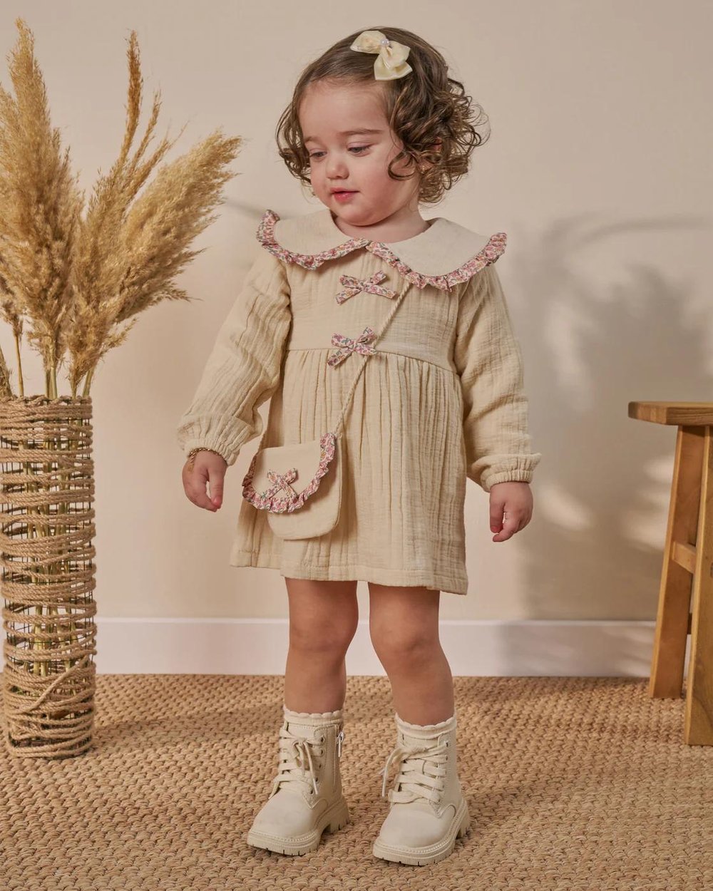 Fiyonk Detaylı Çantalı Bebe Yakalı Muslin Kumaş Elbise