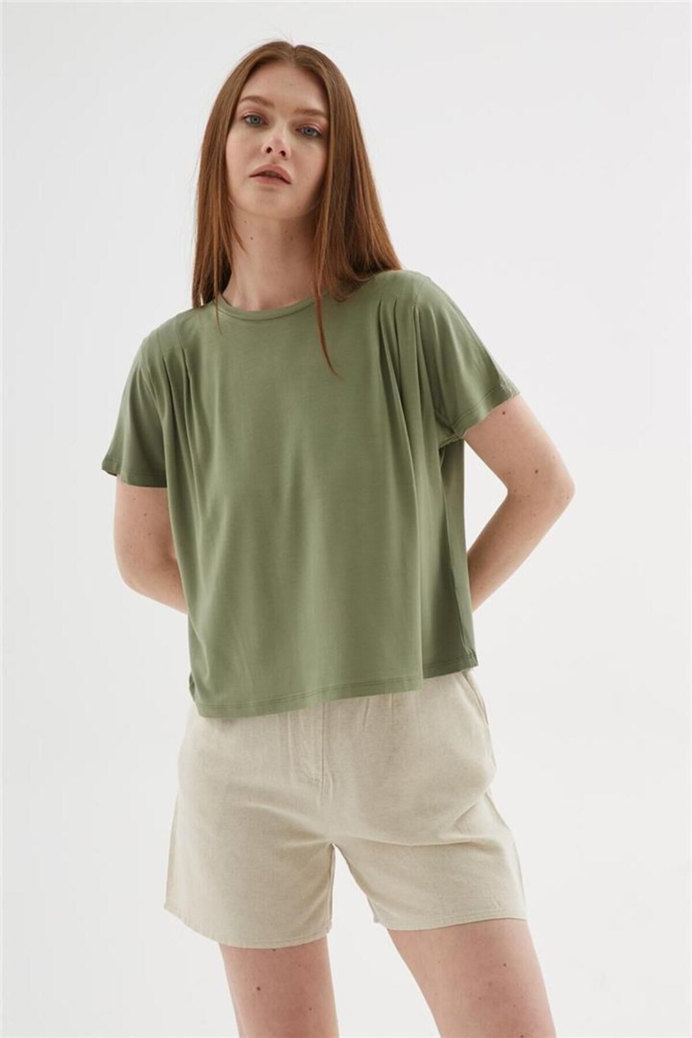 FASHION FRIENDS KADIN DÖKÜMLÜ CROP BLUZ 25Y0512K1