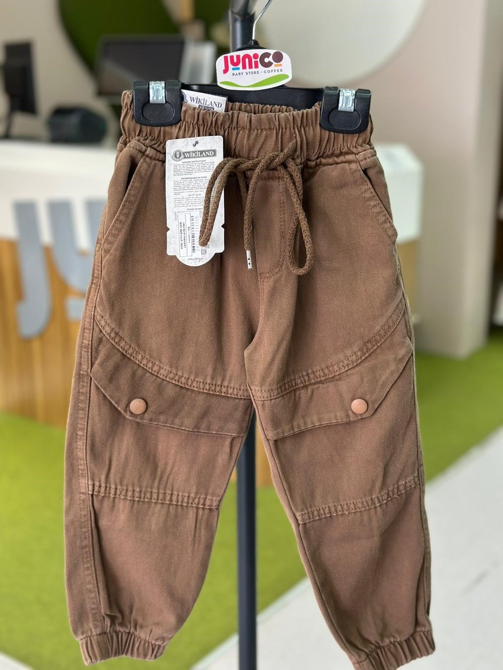 KAHVERENGİ CEPLİ PANTOLON
