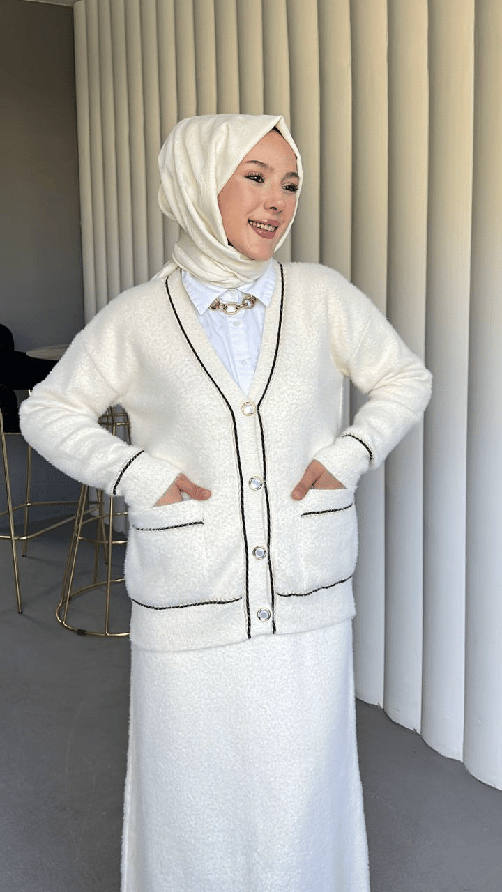Yumoş Triko Tasarım Hırka Ve Etek Kışlık Takım
