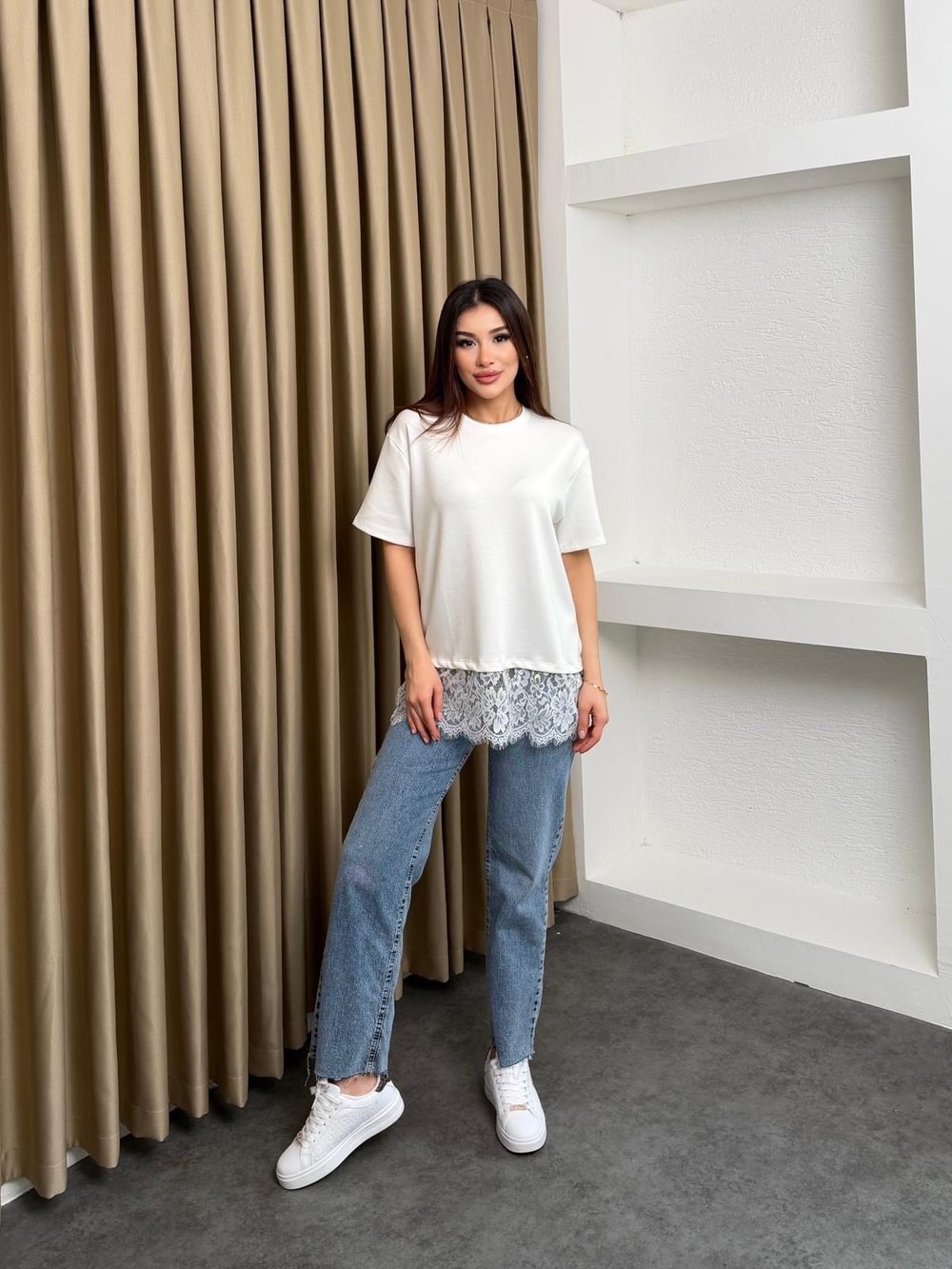 Bisiklet Yaka Dantelli Basic Tişört Beyaz